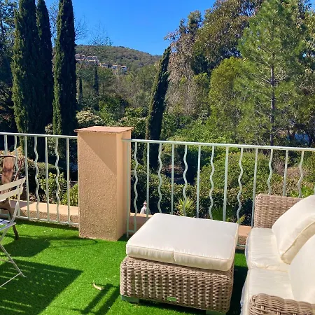 Les Restanques Maison 26 Pinede 3 Ferienhaus Grimaud