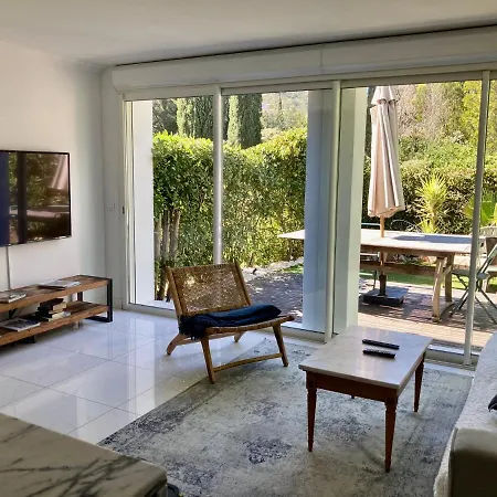 別荘 Les Restanques Maison 26 Pinede 3 *