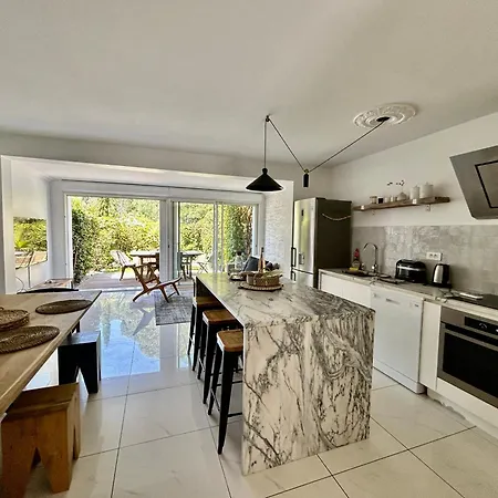 Les Restanques Maison 26 Pinede 3 * グリモー