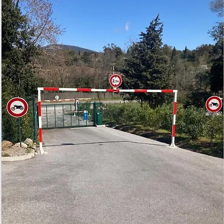 Les Restanques Maison 26 Pinede 3 *